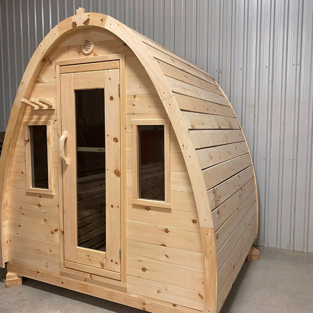 True North Tiny Pod Outdoor Sauna – Red Cedar, White Cedar, Pine Wood